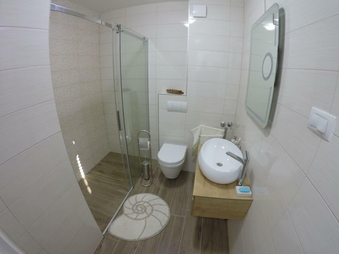 The Globetrotter'S Residence Kastel Novi ภายนอก รูปภาพ
