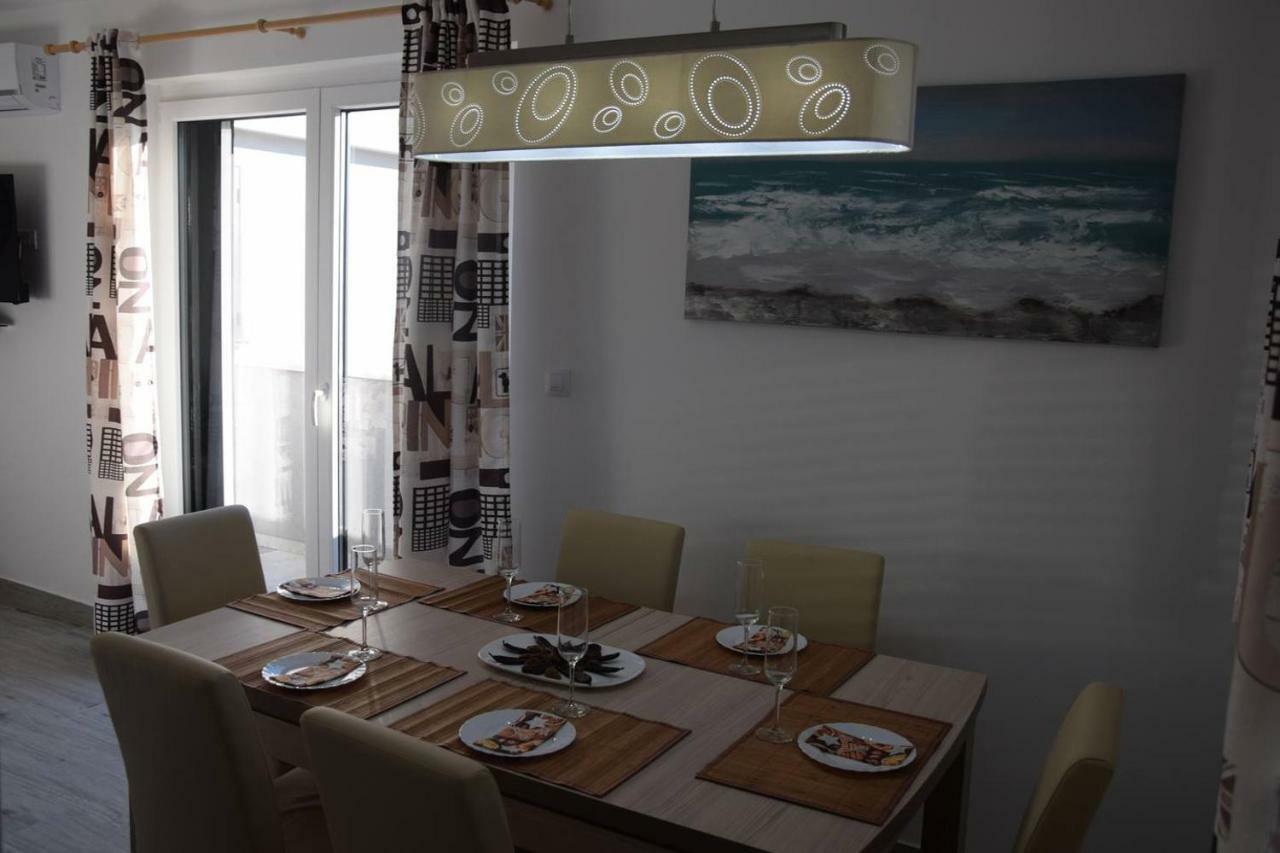 The Globetrotter'S Residence Kastel Novi ภายนอก รูปภาพ